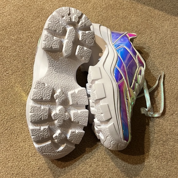 Reflective, rave sneakers never worn - Picture 5 of 5